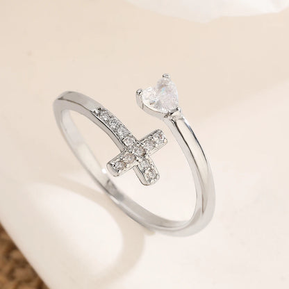 Verstellbarer Kreuzring – funkelnder christlicher Schmuck