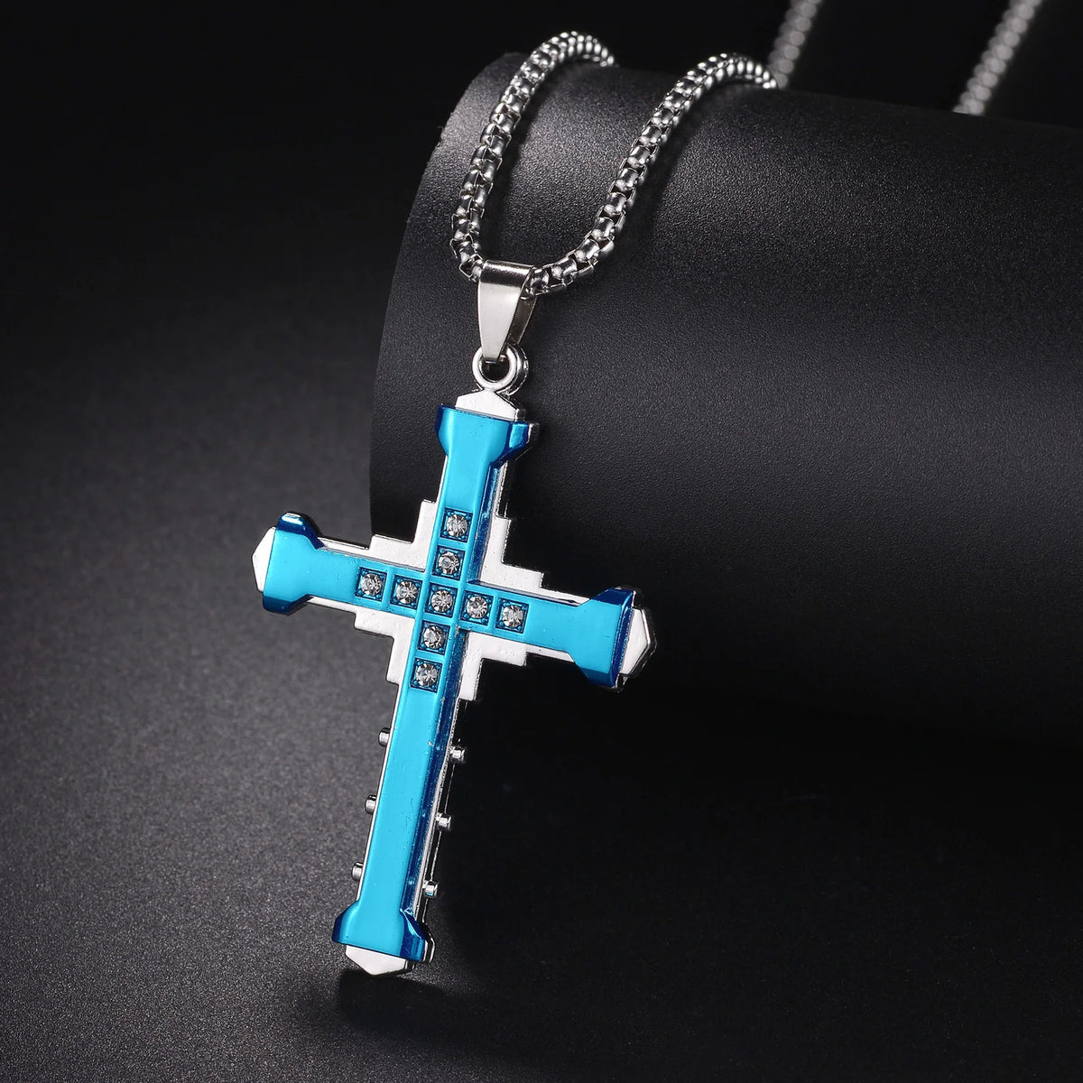 Halskette mit christlichem Kreuzanhänger aus Edelstahl