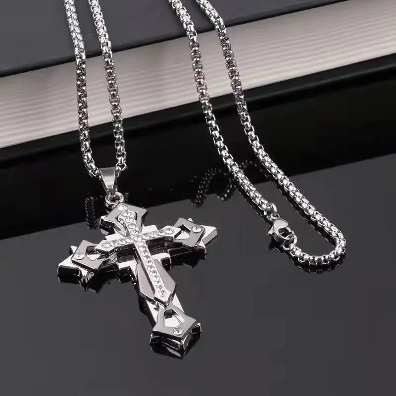 1. Collana di alta qualità con croce in acciaio al titanio, anti-scolorimento, catena con ciondolo hip-hop da uomo, imponente e alla moda, nuovo modello elegante da uomo e donna