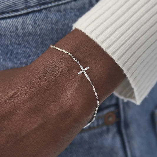 Minimalist Horizontal Cross Chain Bracelet