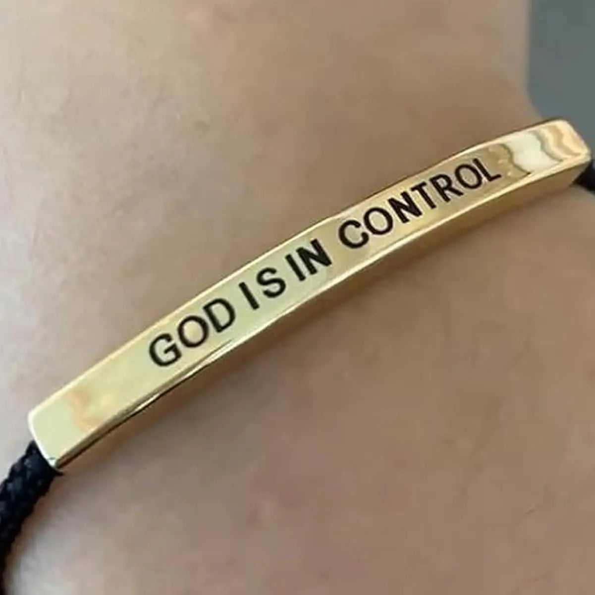 Dios Tiene el Control Bracelet 
