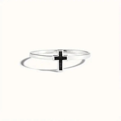 Anel Cruz Preto Minimalista