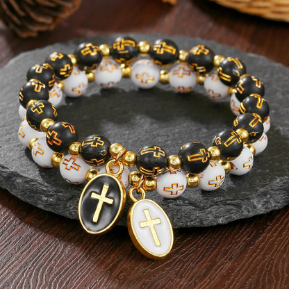 Pulseira de miçangas cruzadas