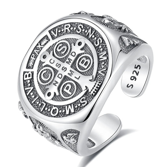 Anello con medaglia di San Benedetto